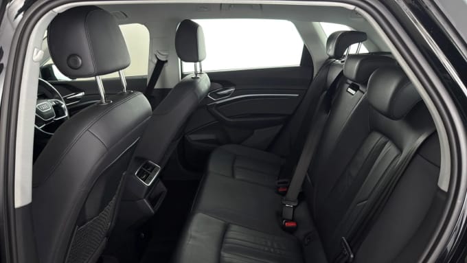 2022 Audi E-tron