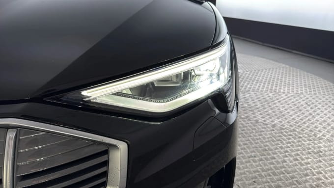 2022 Audi E-tron
