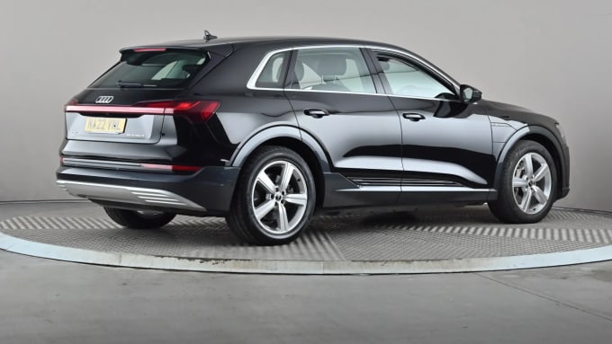 2022 Audi E-tron