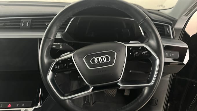 2022 Audi E-tron