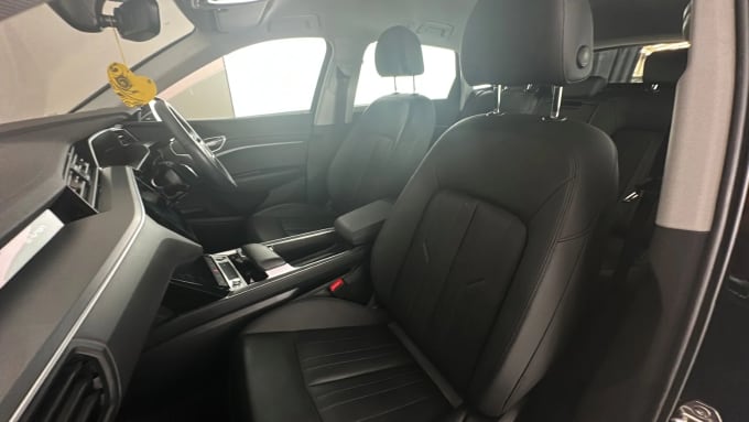 2022 Audi E-tron