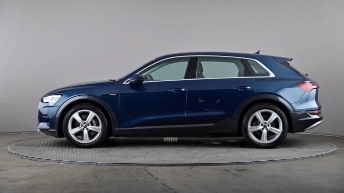 2022 Audi E-tron