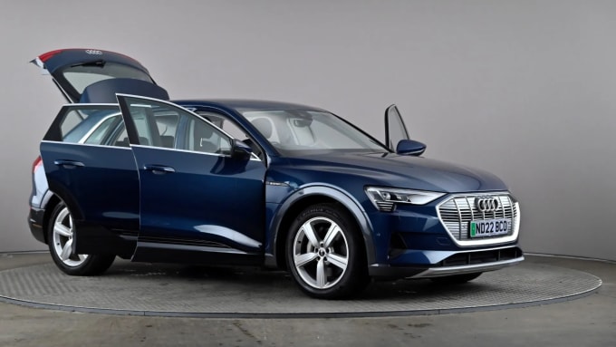 2022 Audi E-tron