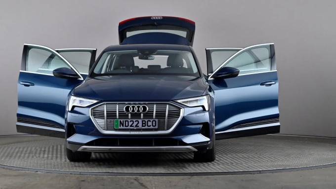 2022 Audi E-tron