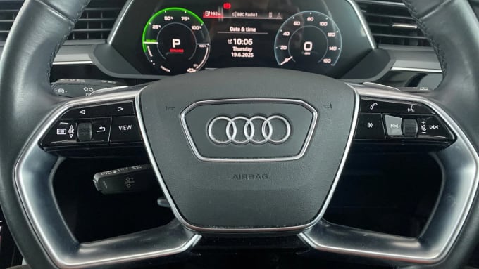 2022 Audi E-tron