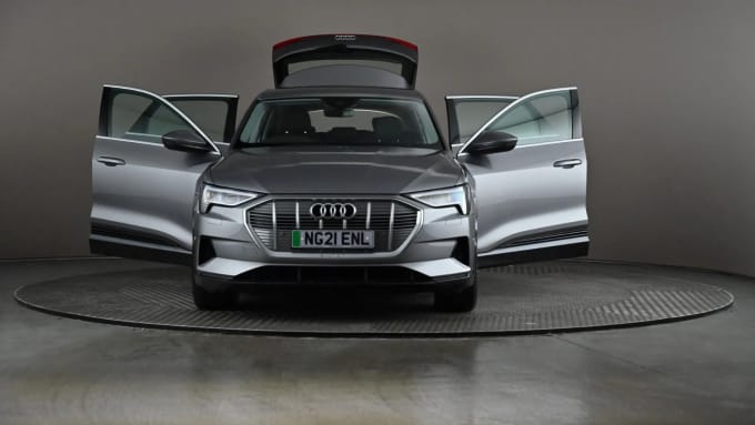 2021 Audi E-tron