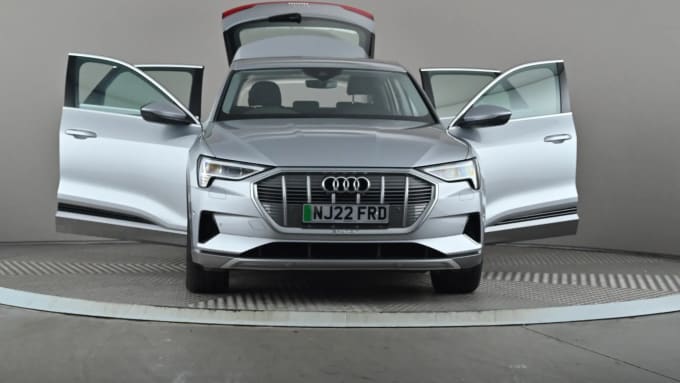 2022 Audi E-tron
