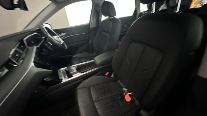 2022 Audi E-tron