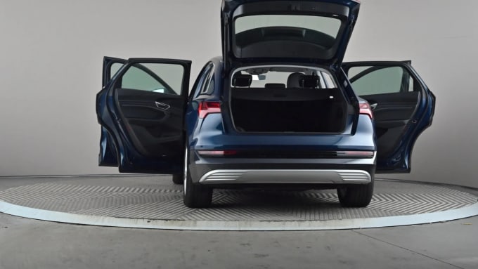 2022 Audi E-tron