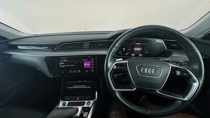 2022 Audi E-tron