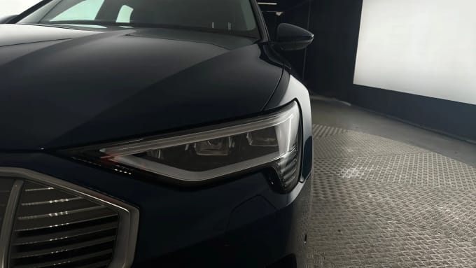 2022 Audi E-tron