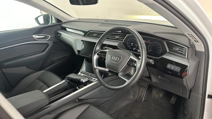 2021 Audi E-tron