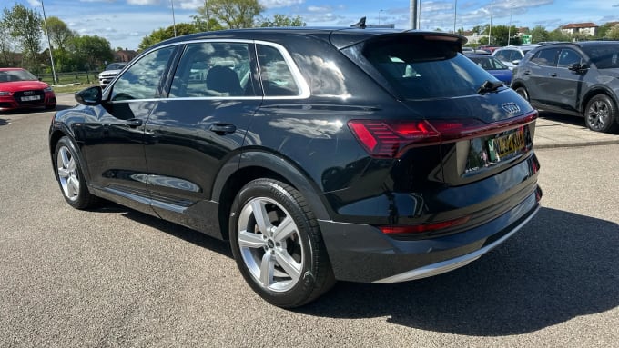 2022 Audi E-tron