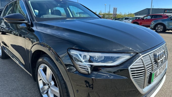 2022 Audi E-tron