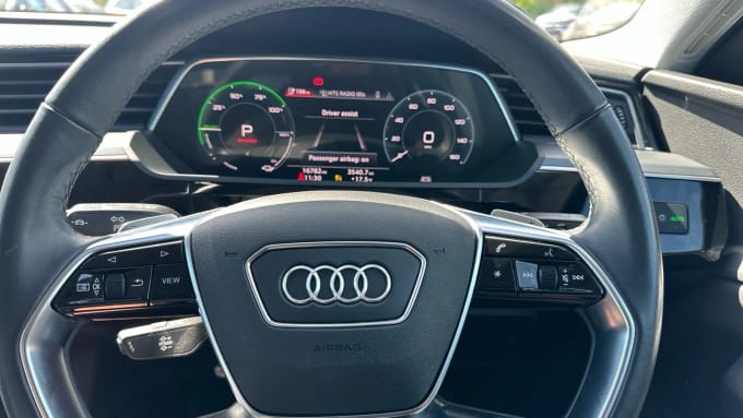 2022 Audi E-tron