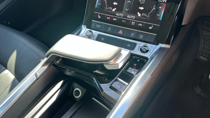 2022 Audi E-tron