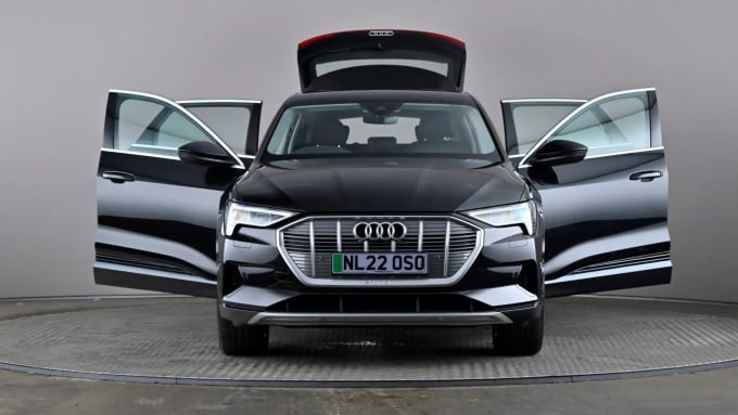 2022 Audi E-tron