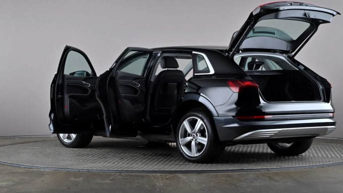 2022 Audi E-tron