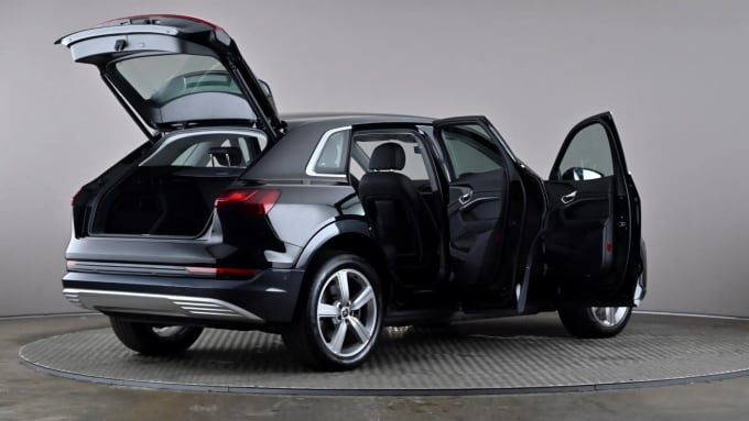 2022 Audi E-tron