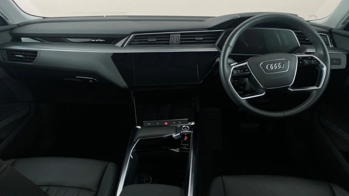 2022 Audi E-tron