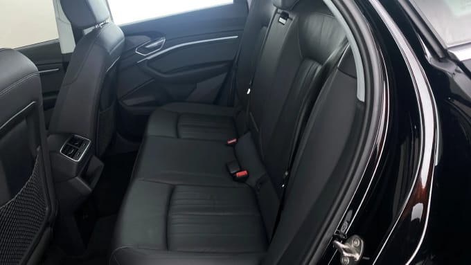 2022 Audi E-tron