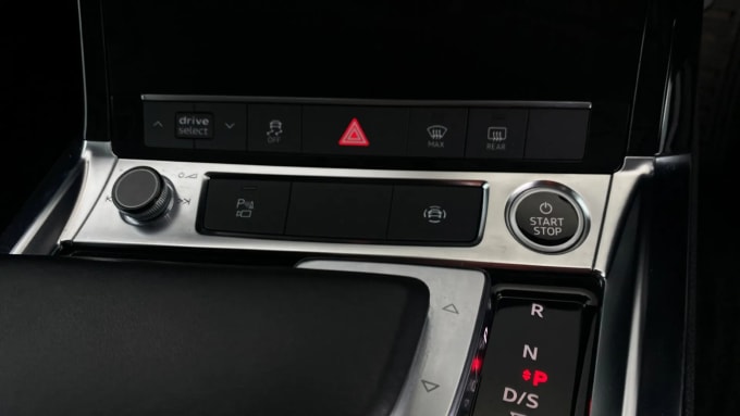 2022 Audi E-tron