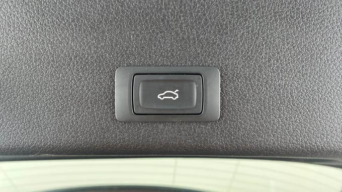 2022 Audi E-tron
