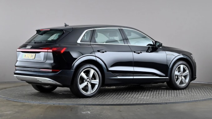 2022 Audi E-tron