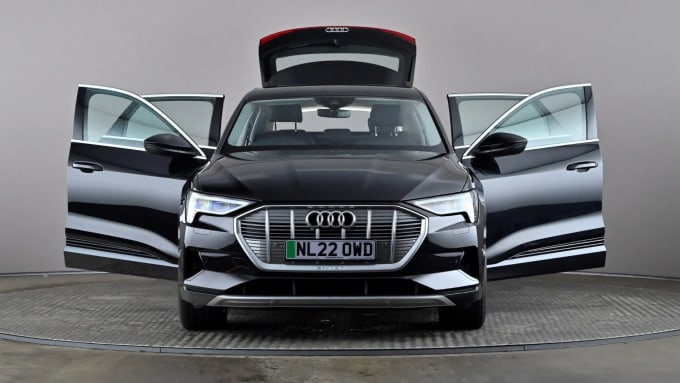 2022 Audi E-tron