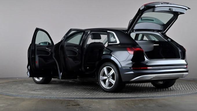 2022 Audi E-tron