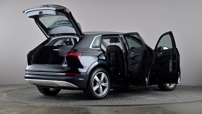 2022 Audi E-tron