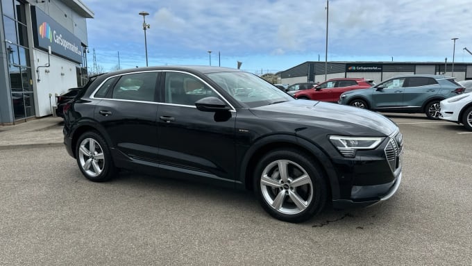 2022 Audi E-tron