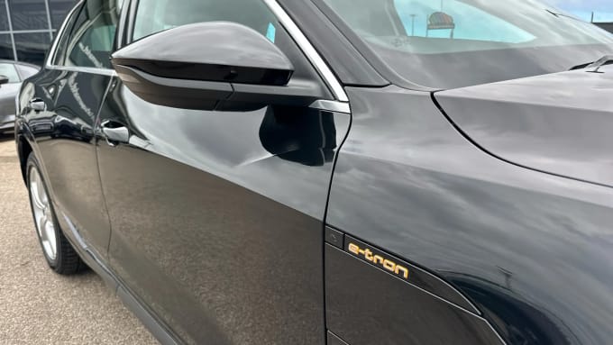 2022 Audi E-tron