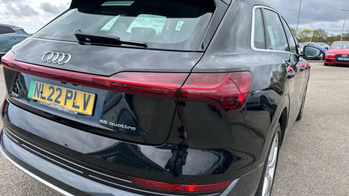 2022 Audi E-tron