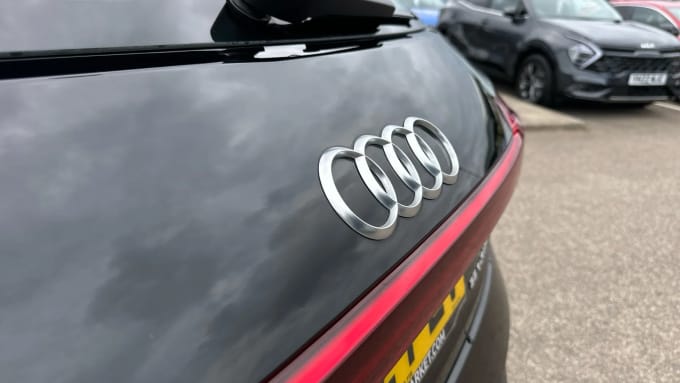 2022 Audi E-tron