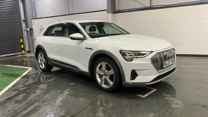 2022 Audi E-tron