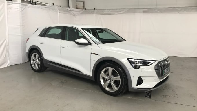 2022 Audi E-tron
