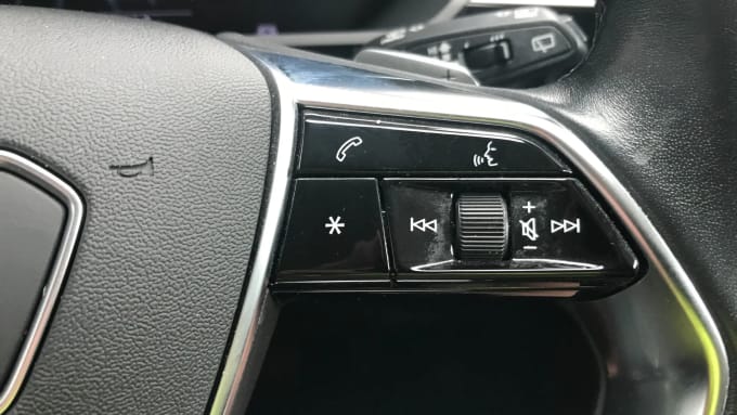 2022 Audi E-tron