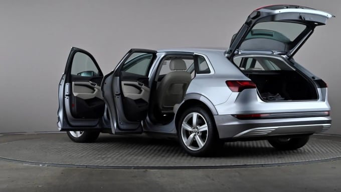 2021 Audi E-tron