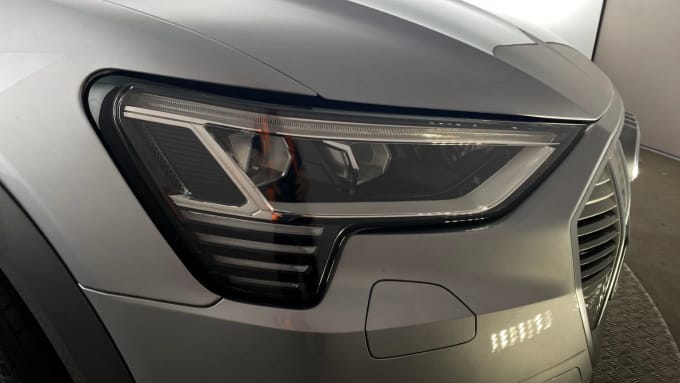 2021 Audi E-tron