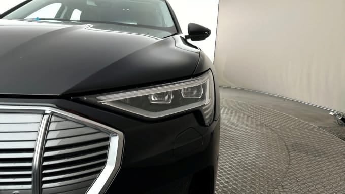 2020 Audi E-tron