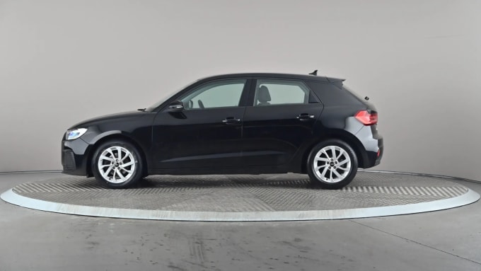 2022 Audi A1