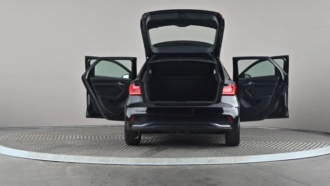 2022 Audi A1