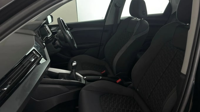 2022 Audi A1