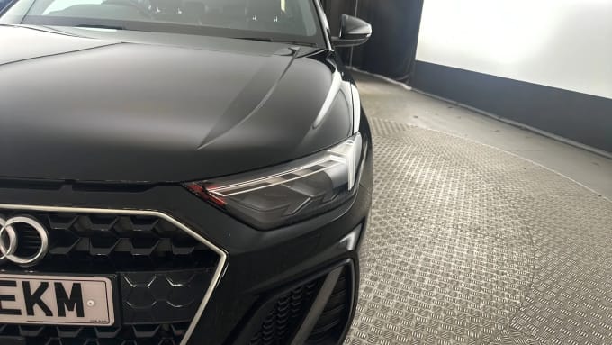 2021 Audi A1