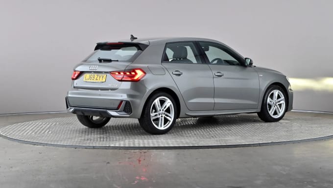 2019 Audi A1