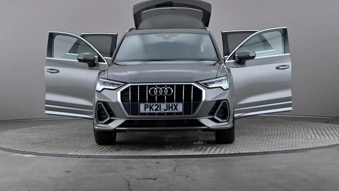 2021 Audi Q3