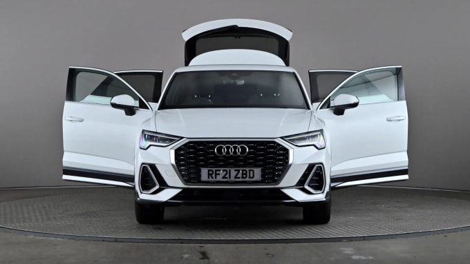2021 Audi Q3