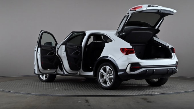 2021 Audi Q3