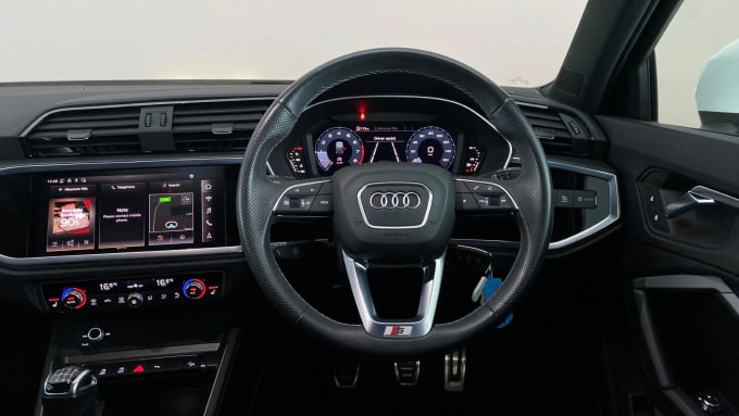 2021 Audi Q3